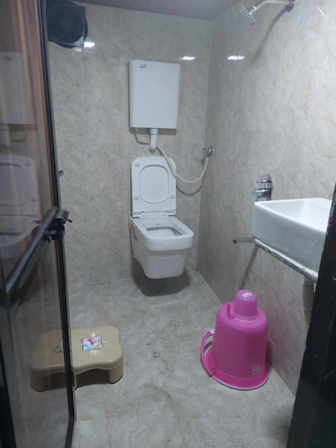 Asra Dormitory For Male And Female Bombaim Exterior foto